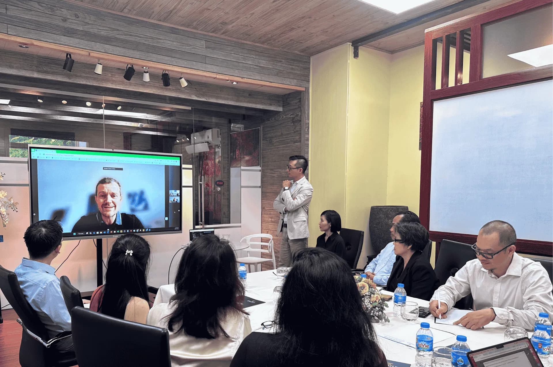 Virtual business progress update meeting with the investor